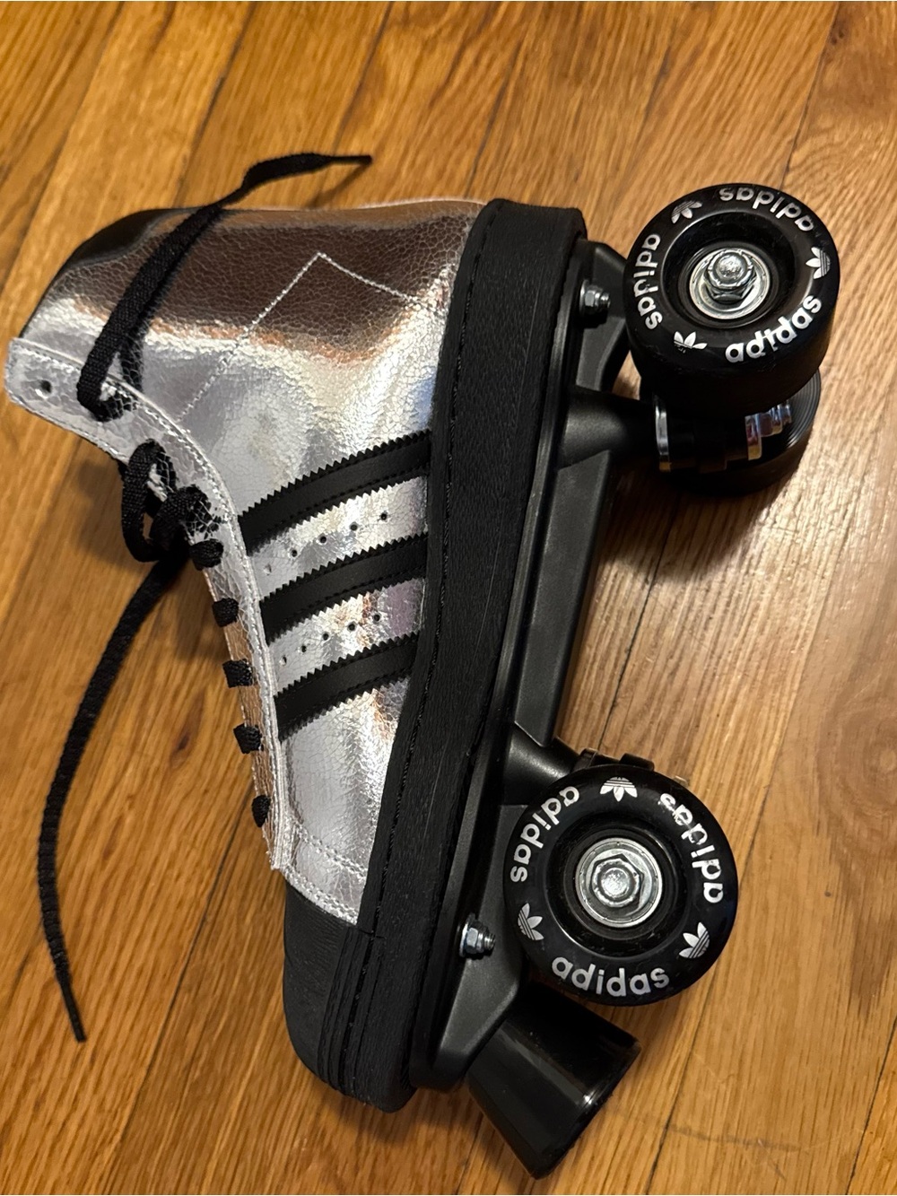 Adidas Superstar Silver High-Top Roller Skates - Picture 4 of 15